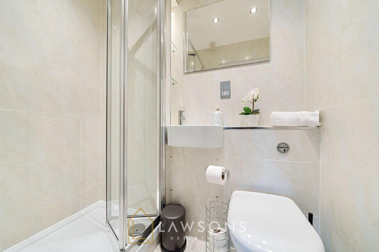 Stylish Living By Lawsons - 3 En Suites Windsor Kültér fotó