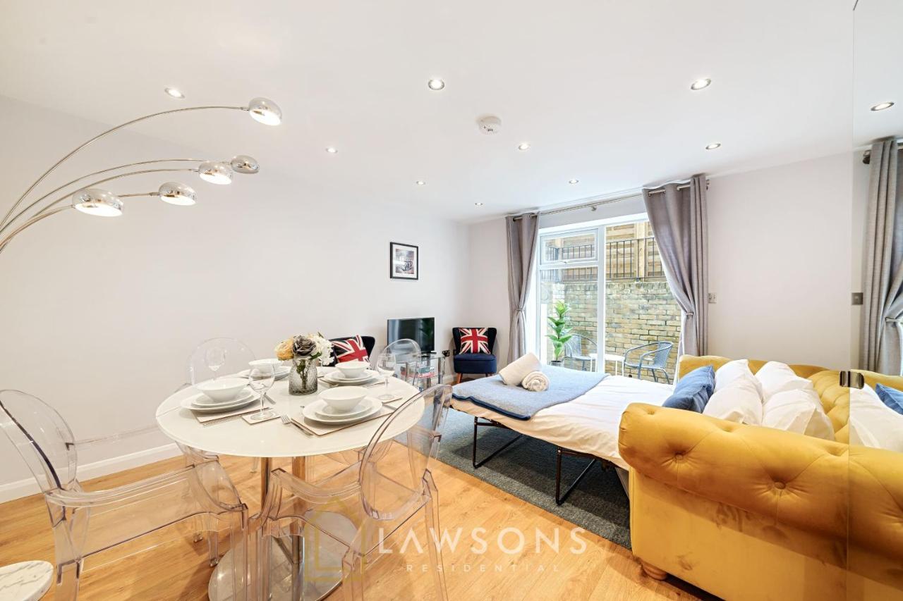 Stylish Living By Lawsons - 3 En Suites Windsor Kültér fotó