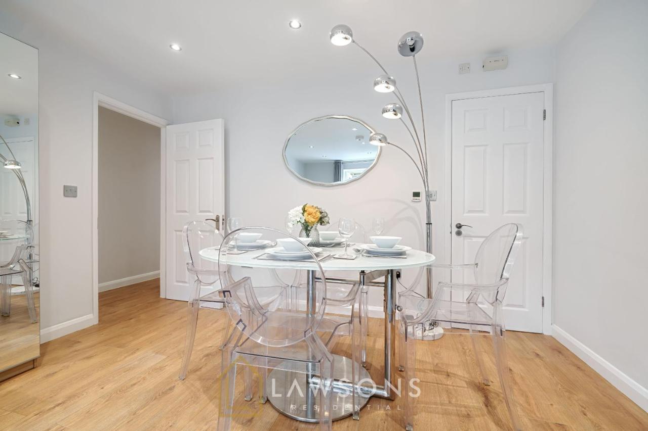Stylish Living By Lawsons - 3 En Suites Windsor Kültér fotó