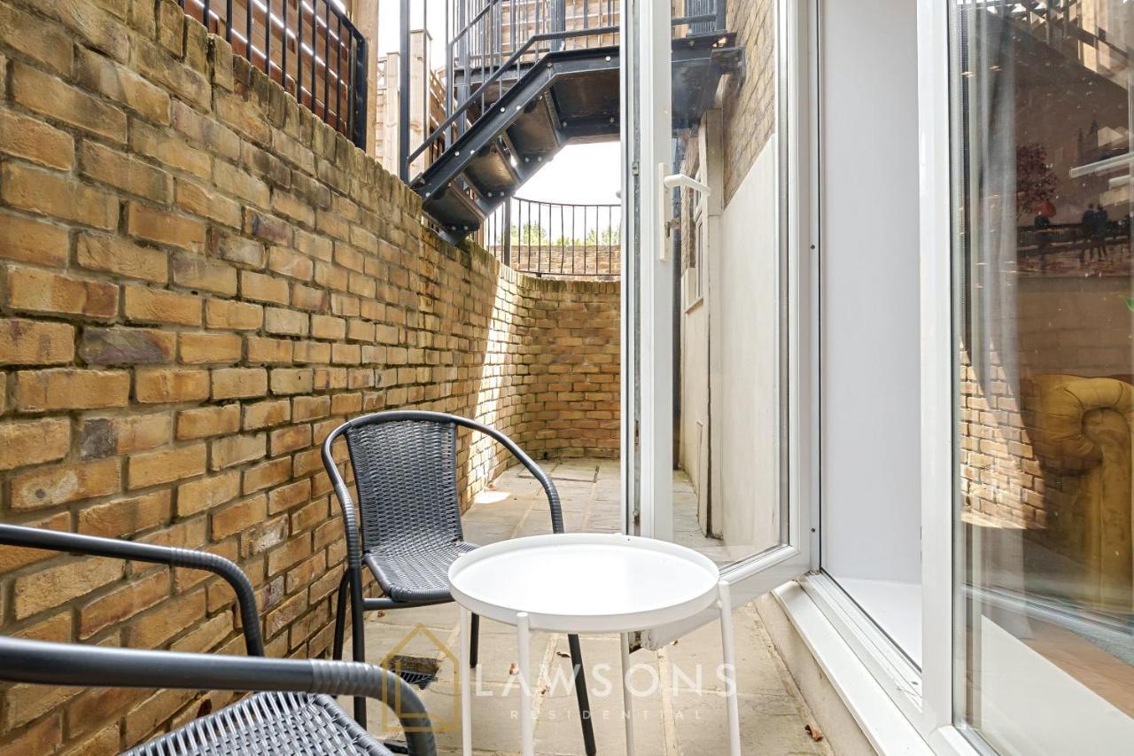 Stylish Living By Lawsons - 3 En Suites Windsor Kültér fotó