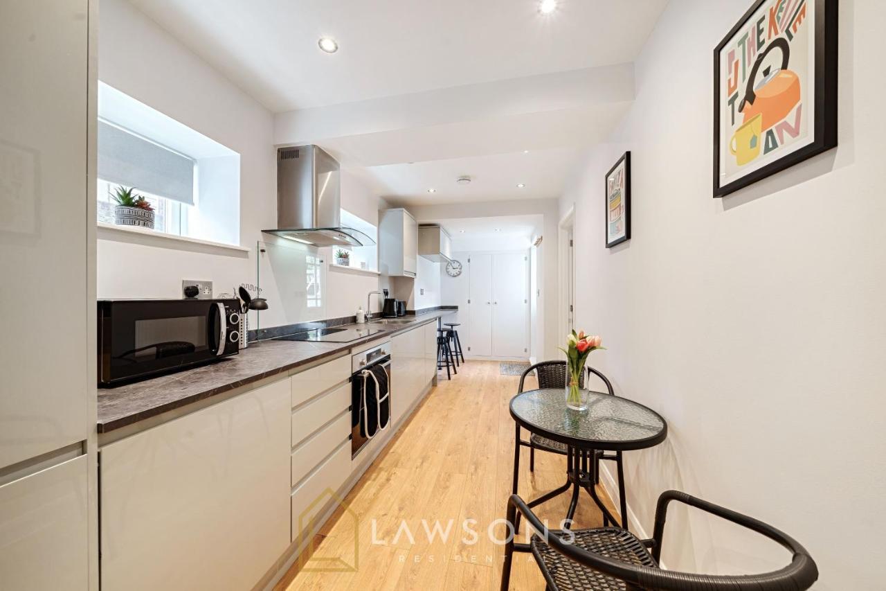 Stylish Living By Lawsons - 3 En Suites Windsor Kültér fotó